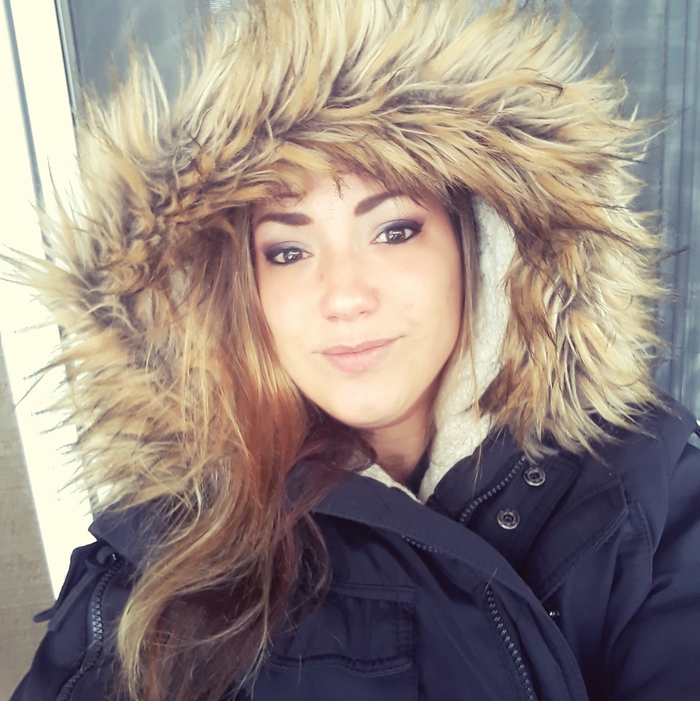 Meet your Posher, Kayla